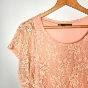🌻3 for $18 Maurices Pink Lace Top